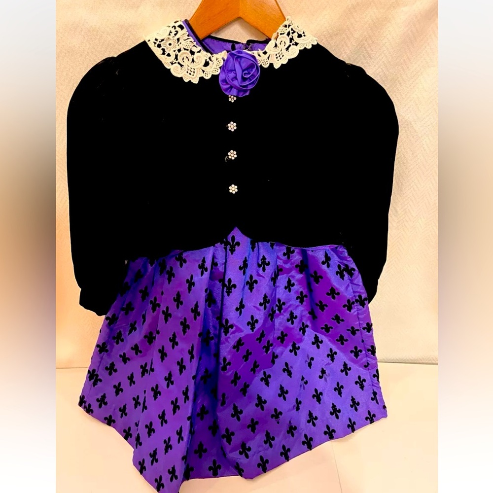 Vintage 2 pc formal Purple fleur de lis Dress & black Velvet lace Collar jacket